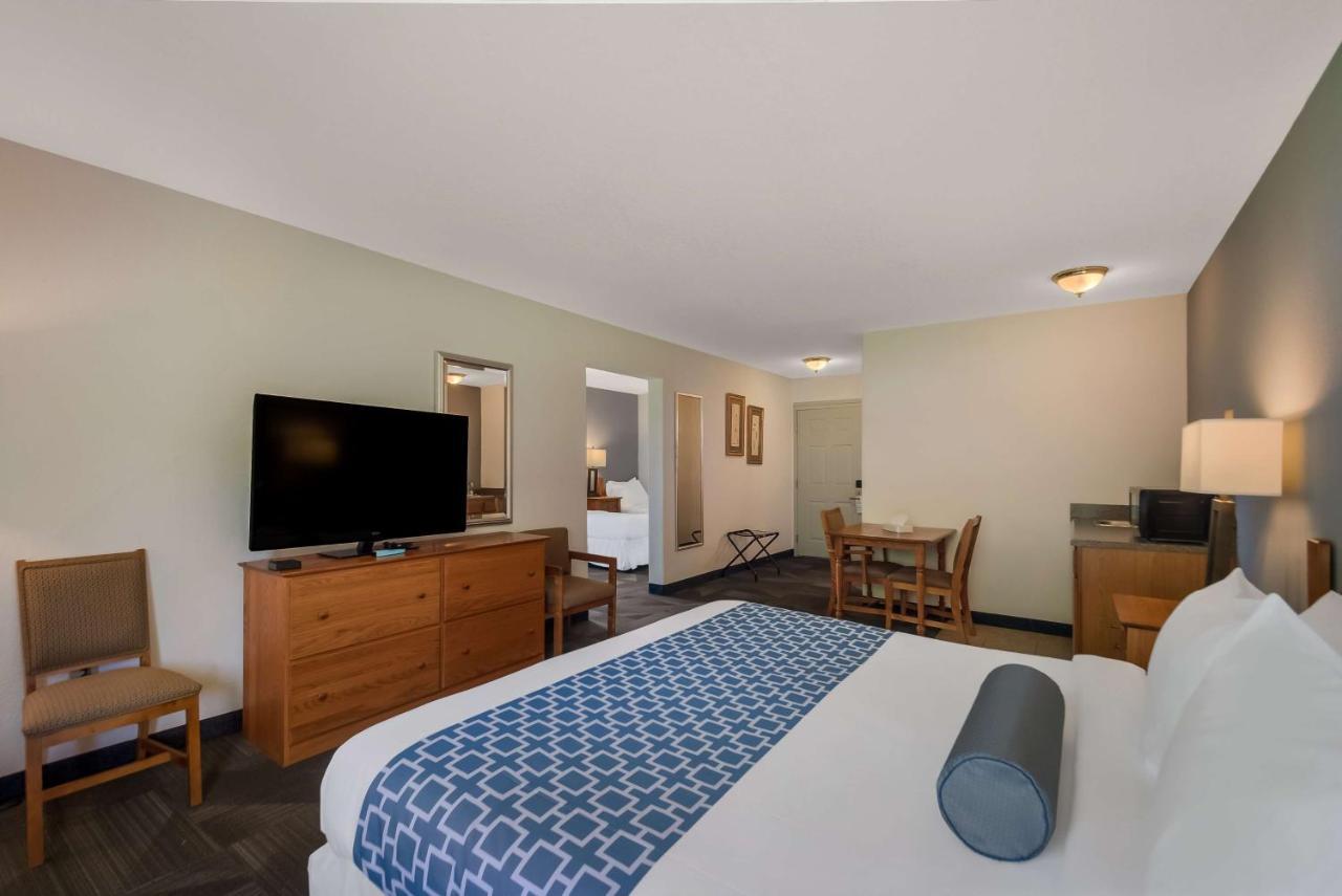 Surestay Plus Hotel By Best Western Berkeley Springs Eksteriør billede