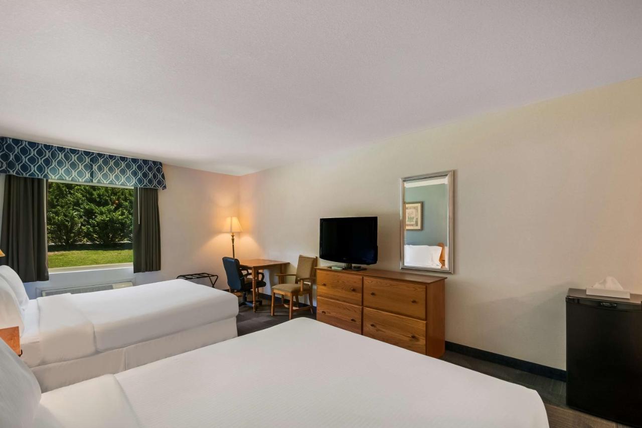 Surestay Plus Hotel By Best Western Berkeley Springs Eksteriør billede
