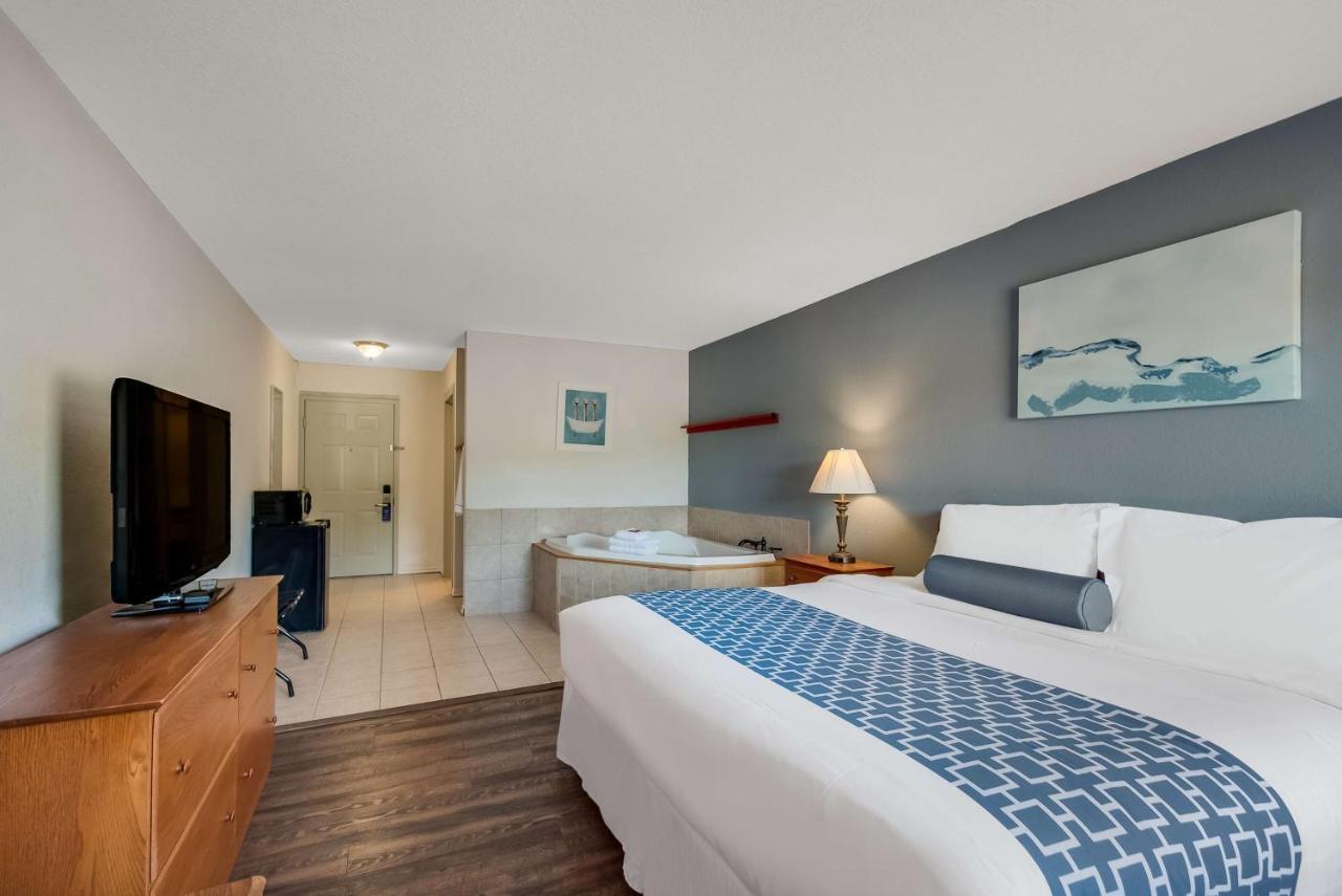 Surestay Plus Hotel By Best Western Berkeley Springs Eksteriør billede