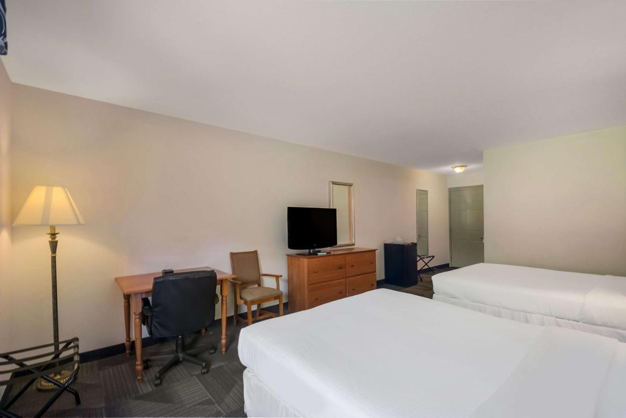 Surestay Plus Hotel By Best Western Berkeley Springs Eksteriør billede