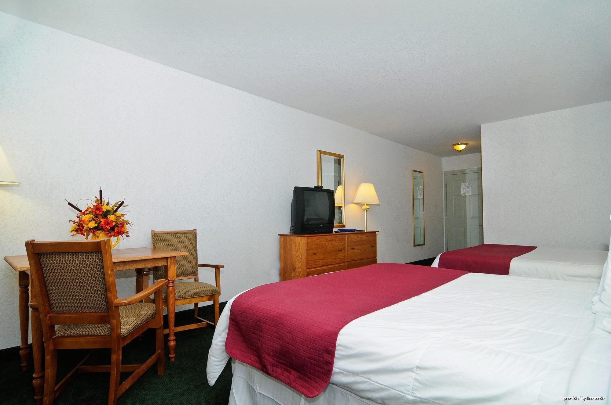 Surestay Plus Hotel By Best Western Berkeley Springs Eksteriør billede